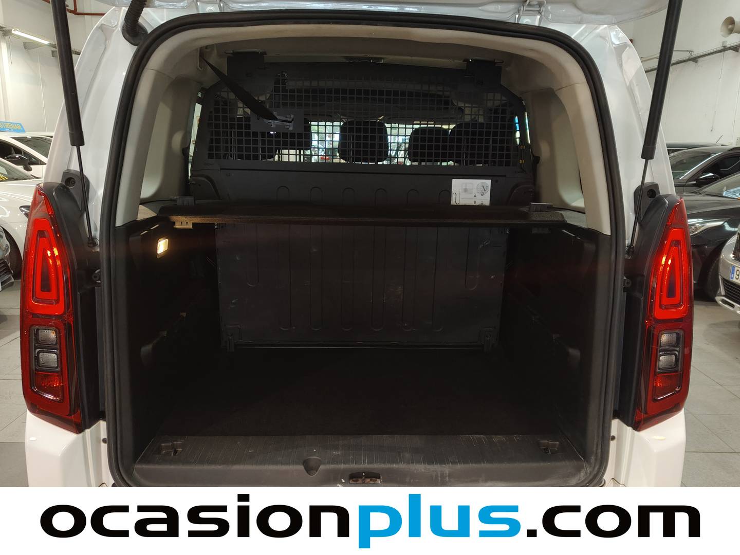 Foto Opel Combo Life Opel Combo Life 1.5 TD Business Edition Plus L1 (102 CV)