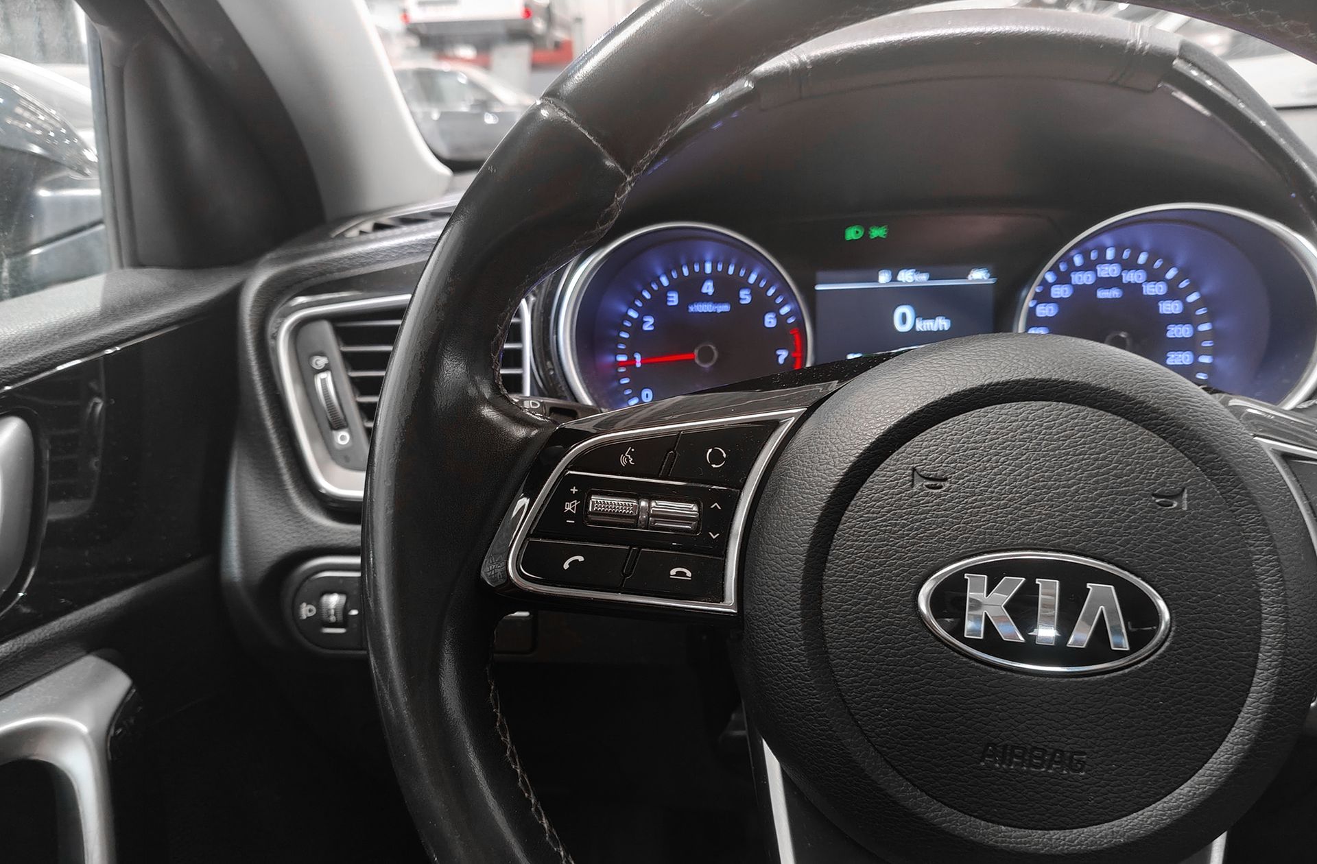 Kia XCeed 1.0 T-GDi Tech - foto 31