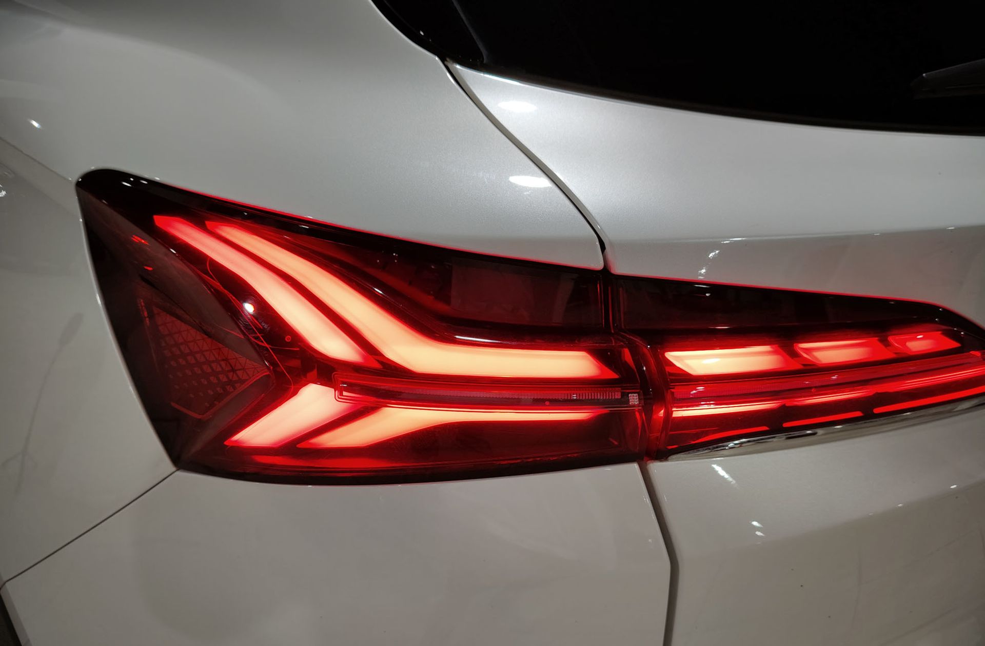 MG Marvel R 70kWh Luxury - foto 20
