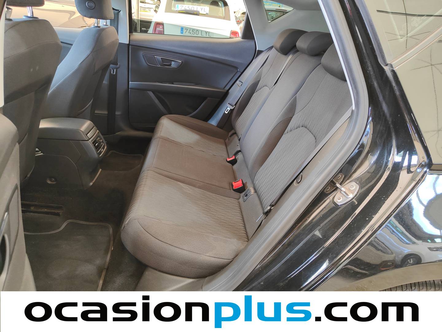 Foto asientos traseros Seat León Seat León 1.2 TSI S&S Style (110 CV)