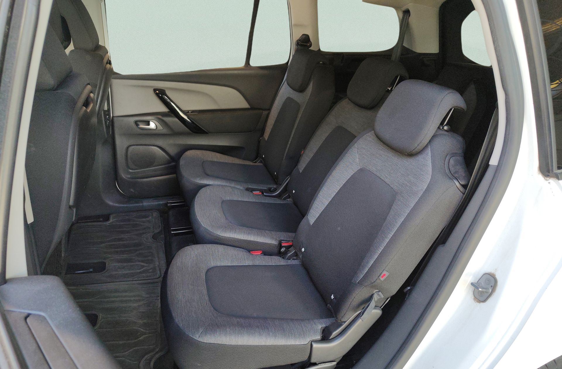 Citroën C4 Grand SpaceTourer BlueHDi 130 Feel 7 plazas - foto 12