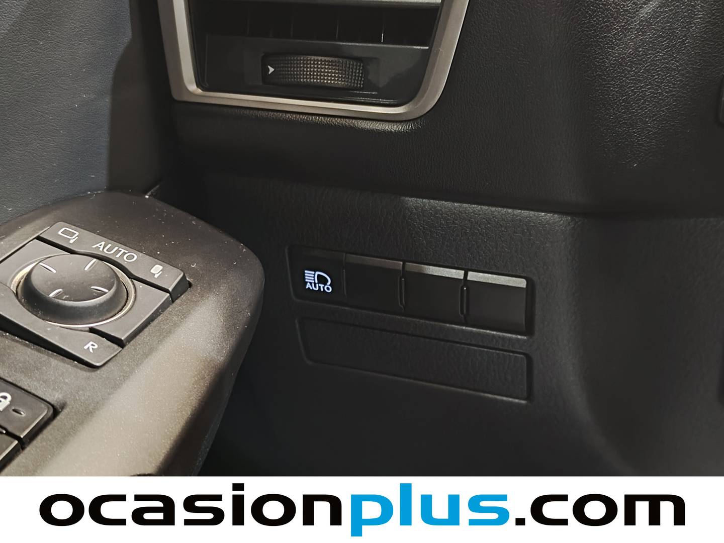 Foto Lexus NX Lexus NX 300h Premium 2WD (197 CV)