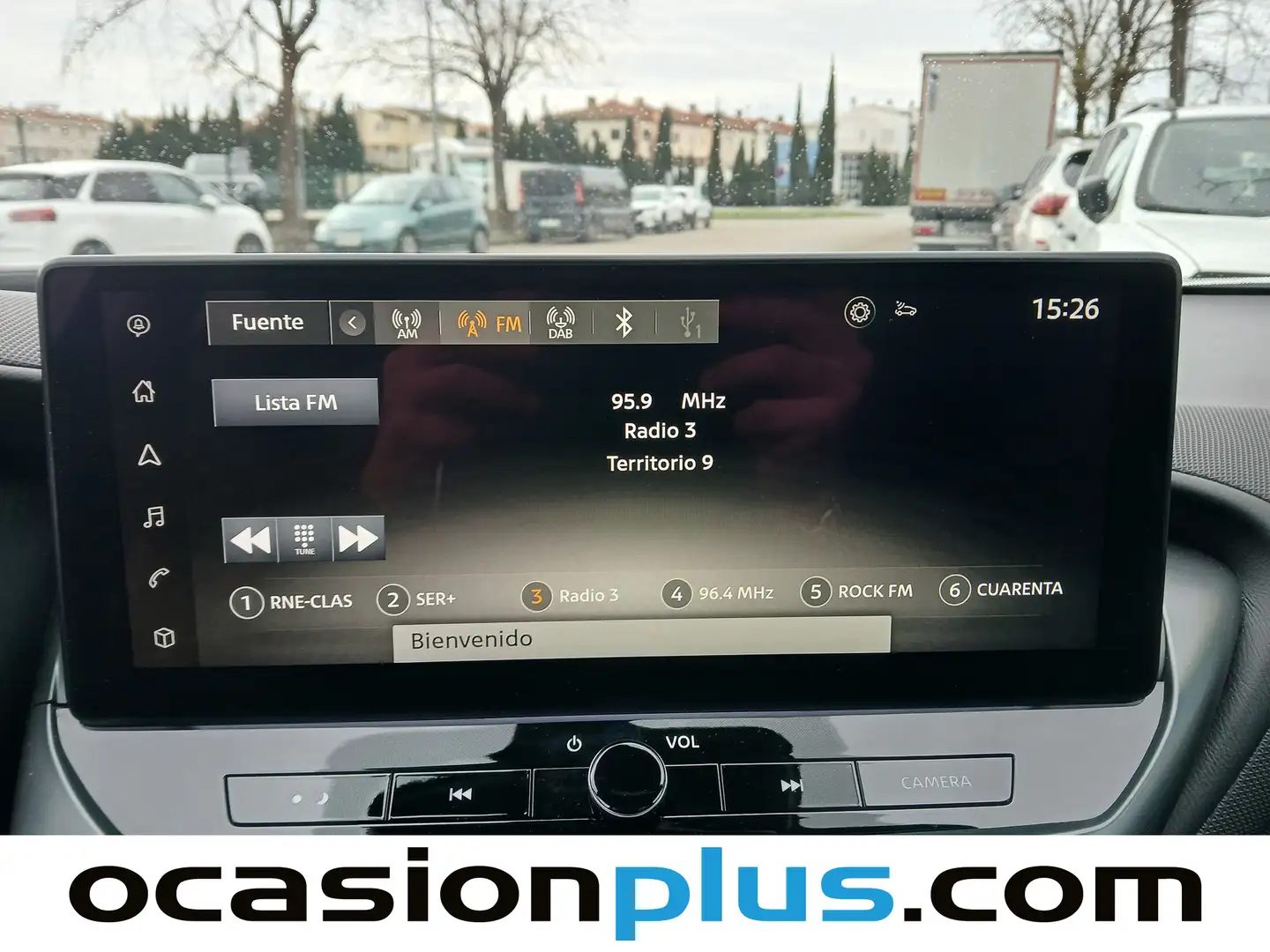 Foto Nissan JUKE Nissan Juke DIG-T N-Connecta 4x2 DCT (114 CV)