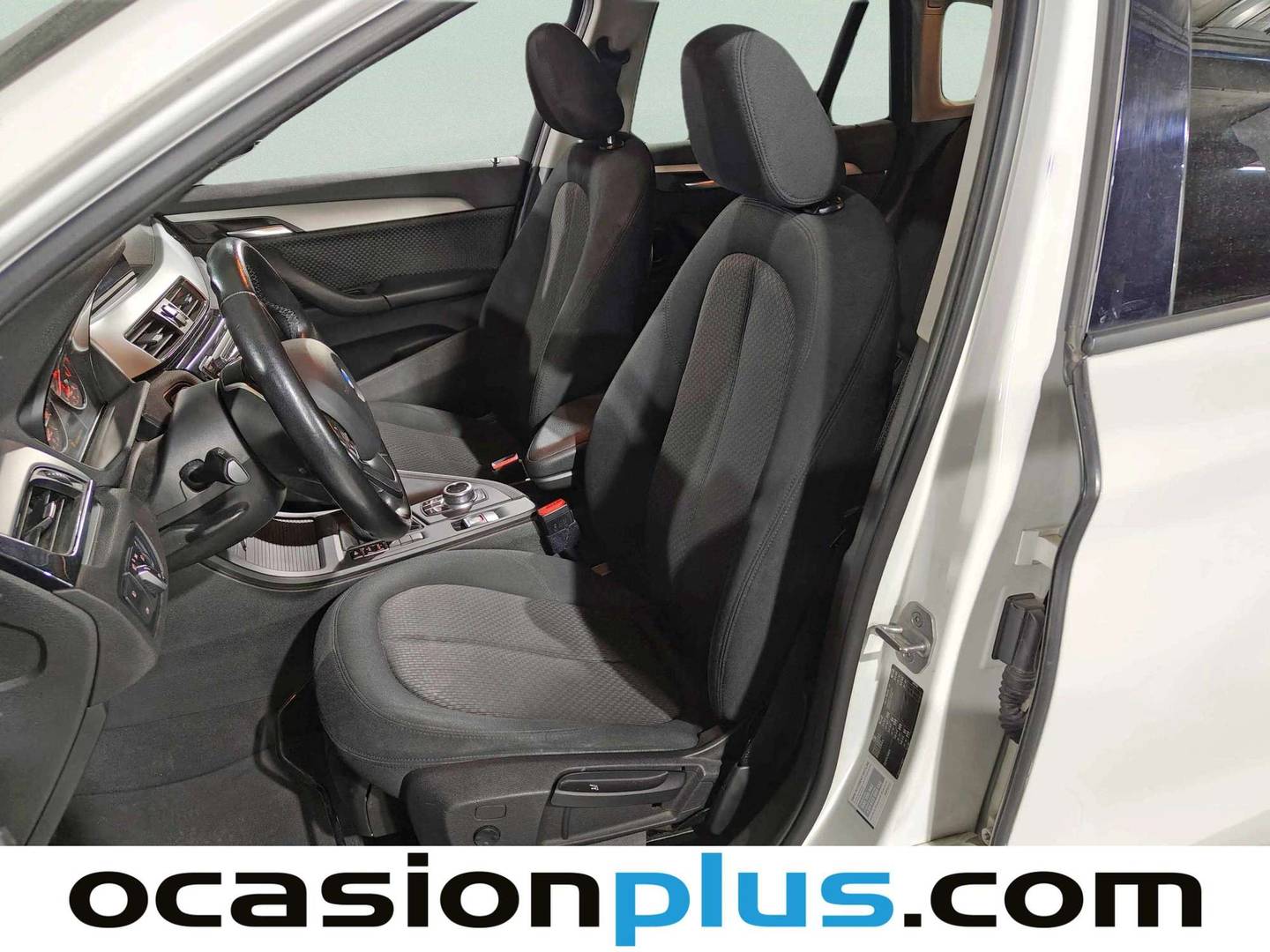 Foto BMW X1 BMW X1 sDrive18d Business (150 CV)