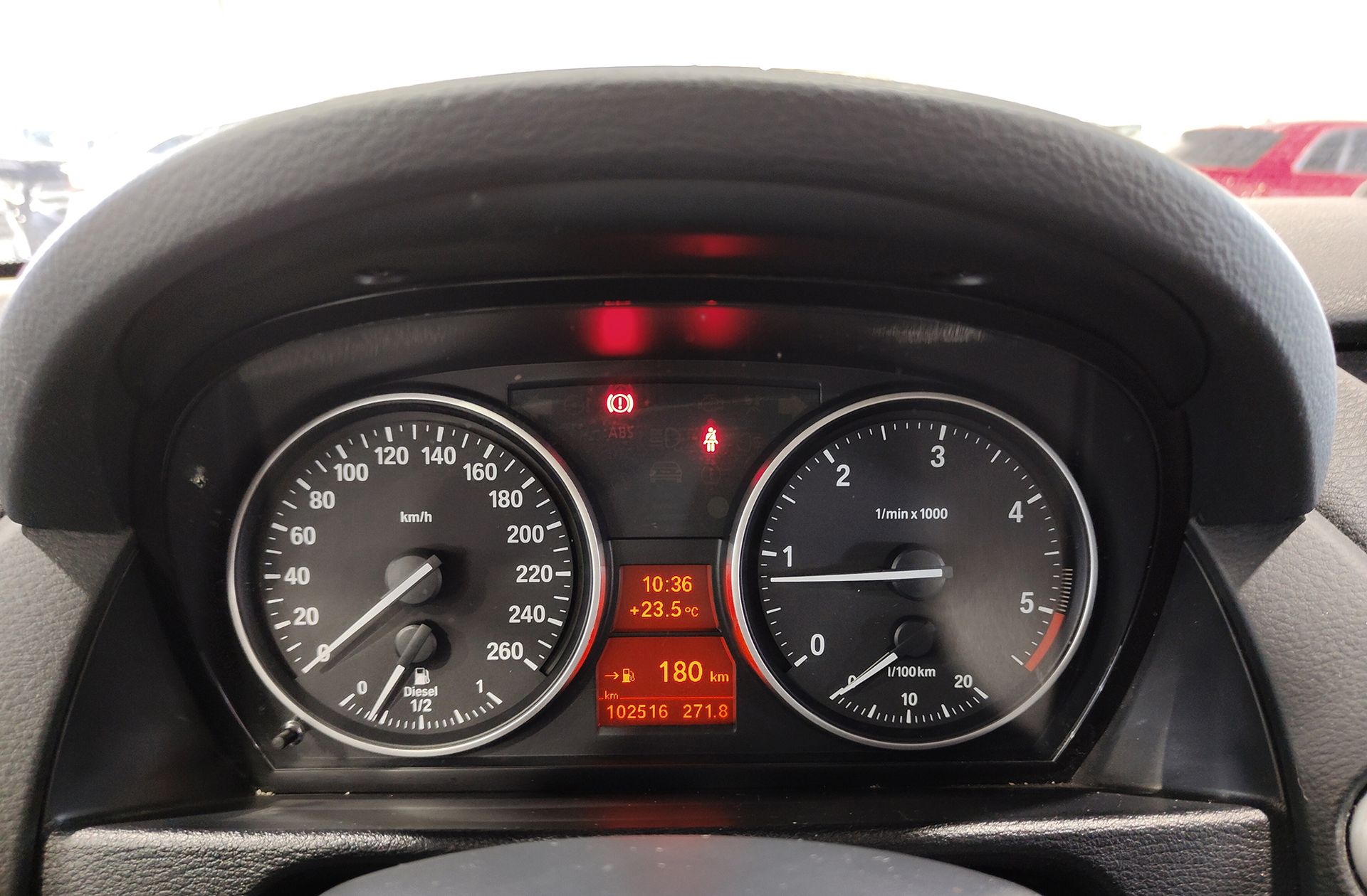 BMW X1 sDrive18d - foto 22