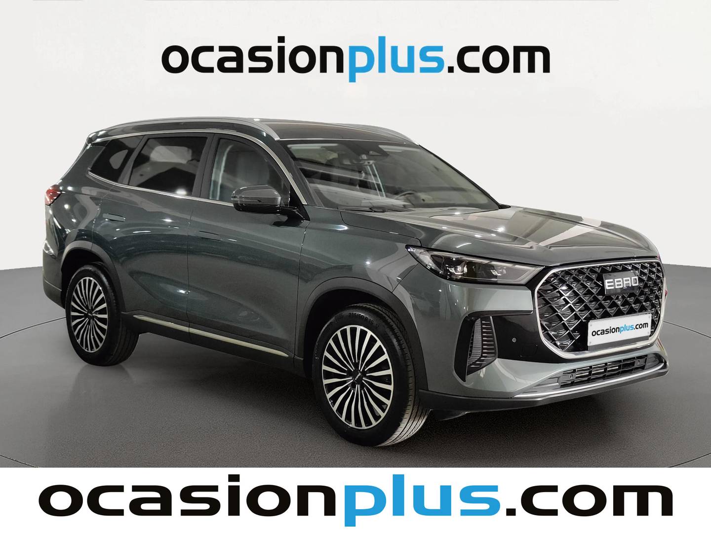 Foto delantera EBRO S800 EBRO S800 1.6 TGDI Premium DCT (147 CV) 7 Plazas derecha