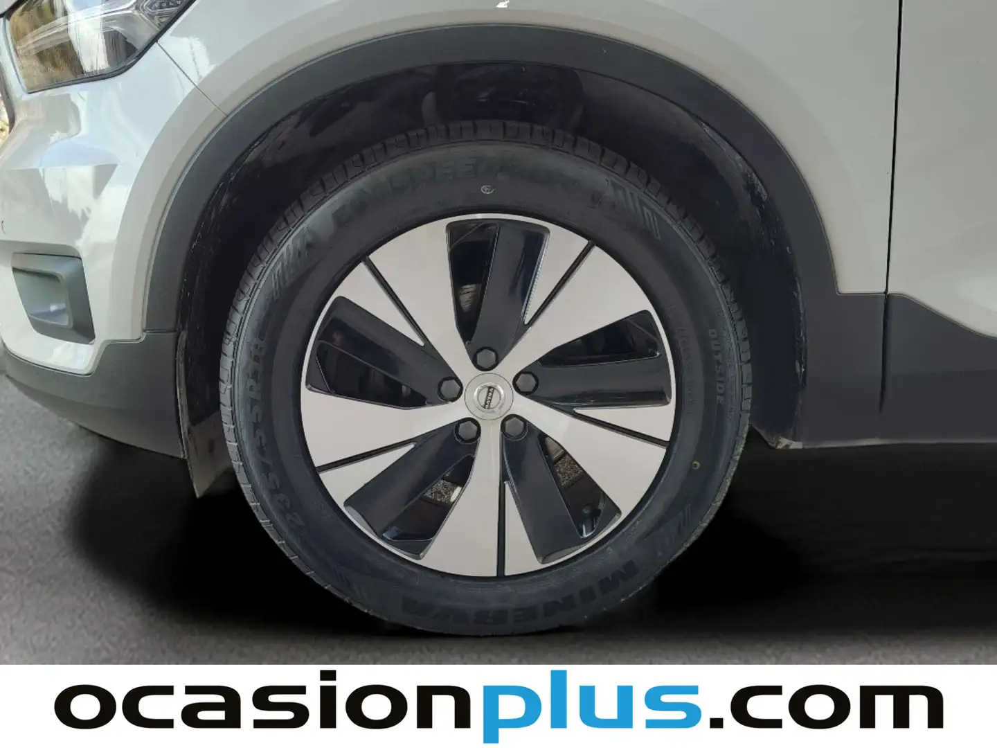 Foto Volvo XC40 Volvo XC40 T3 Momentum Pro  (163 CV)