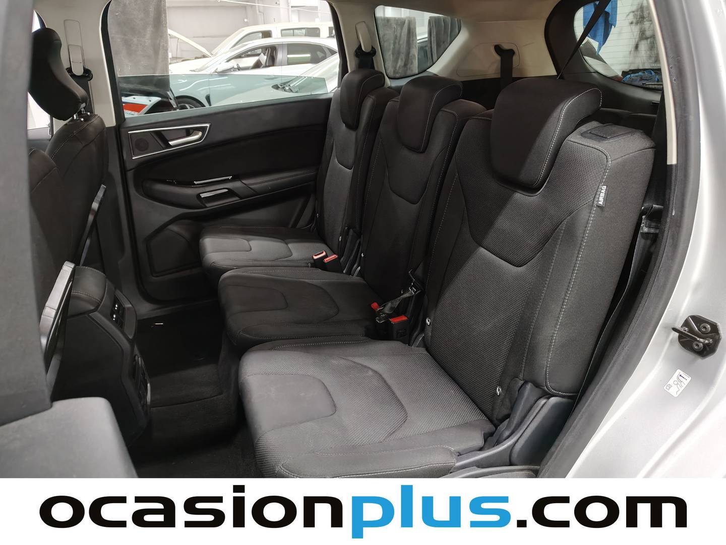 Foto asientos traseros Ford S-MAX Ford S-Max 2.5 Duratec Atkinson FHEV Titanium Auto (190 CV) 7 Plazas