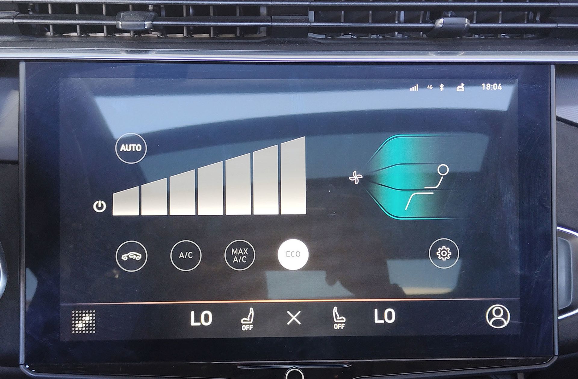 Lynk & Co 01 1.5 PHEV - foto 35