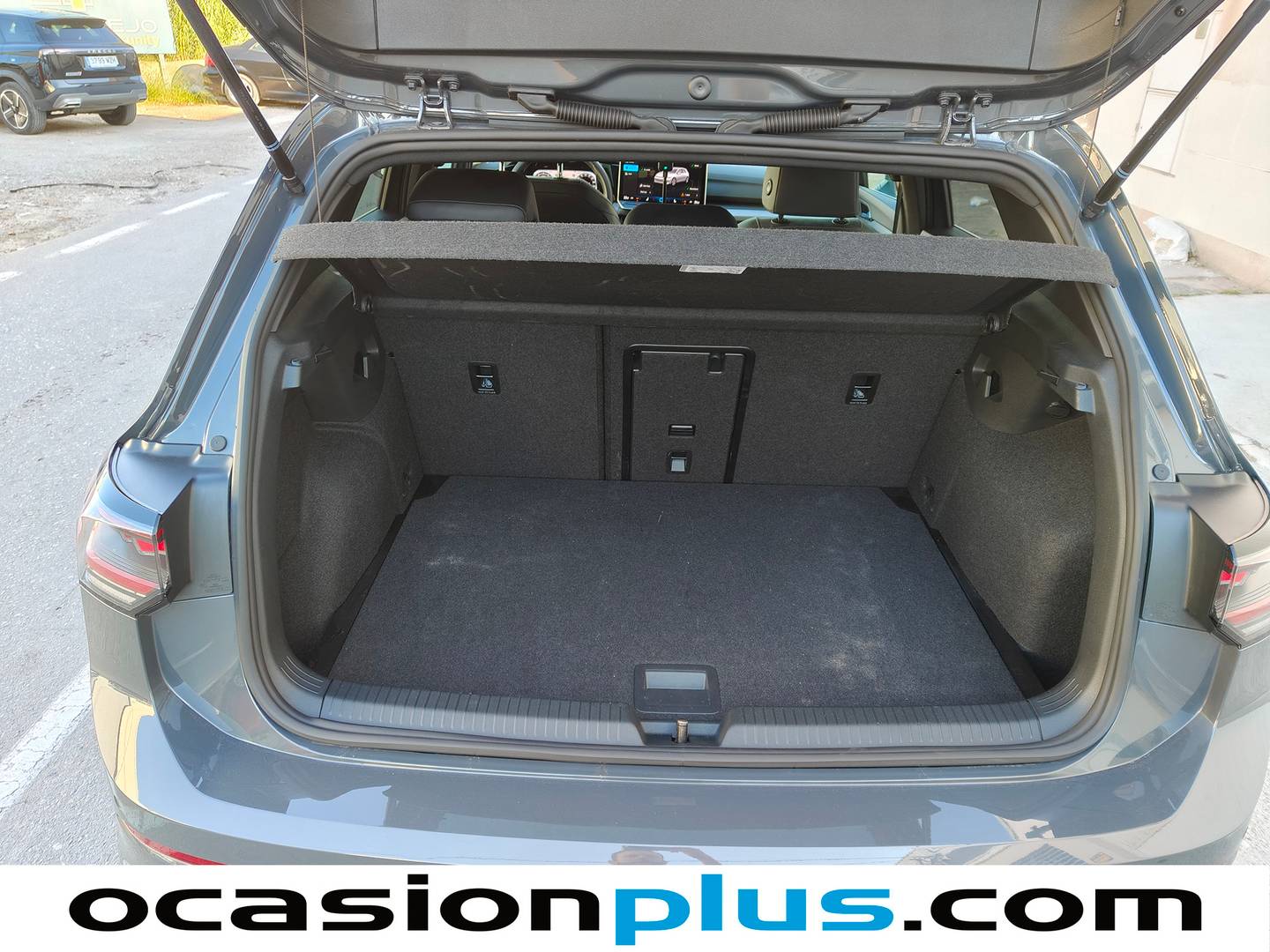 Fotos maletero Volkswagen Golf Volkswagen Golf 1.5 eTSI  (116 CV) DSG