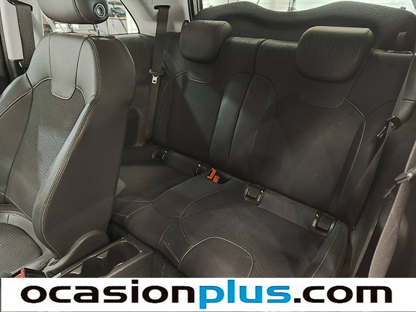 Foto Opel Adam Opel Adam 1.4 XEL Rocks (87 CV)