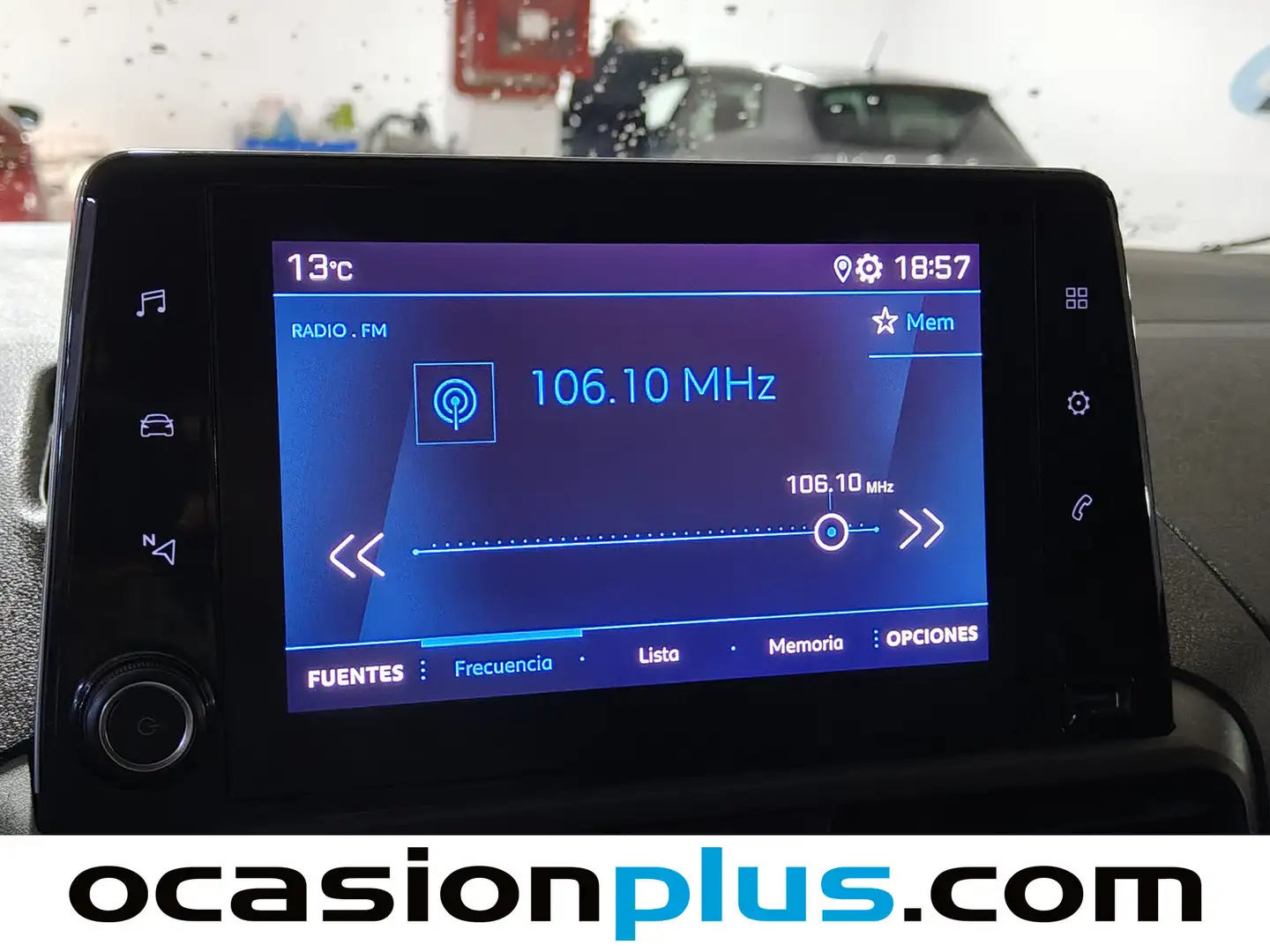 Foto Peugeot Partner Peugeot Partner Furgon BlueHDi 100 S&S Pro Standard 600kg (98 CV)