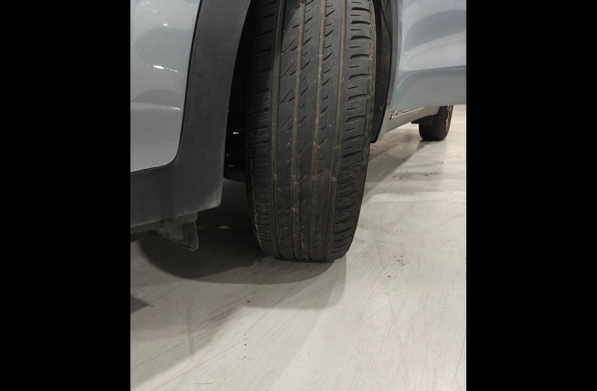 Kia Sportage 1.6 MHEV Black Edition - foto 37
