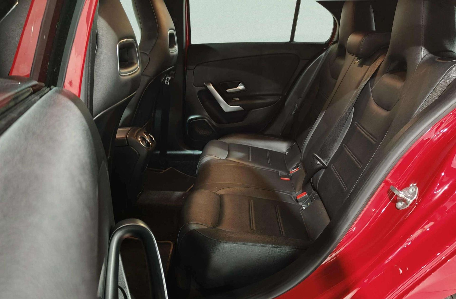 Mercedes-Benz Clase A 180 d - foto 12