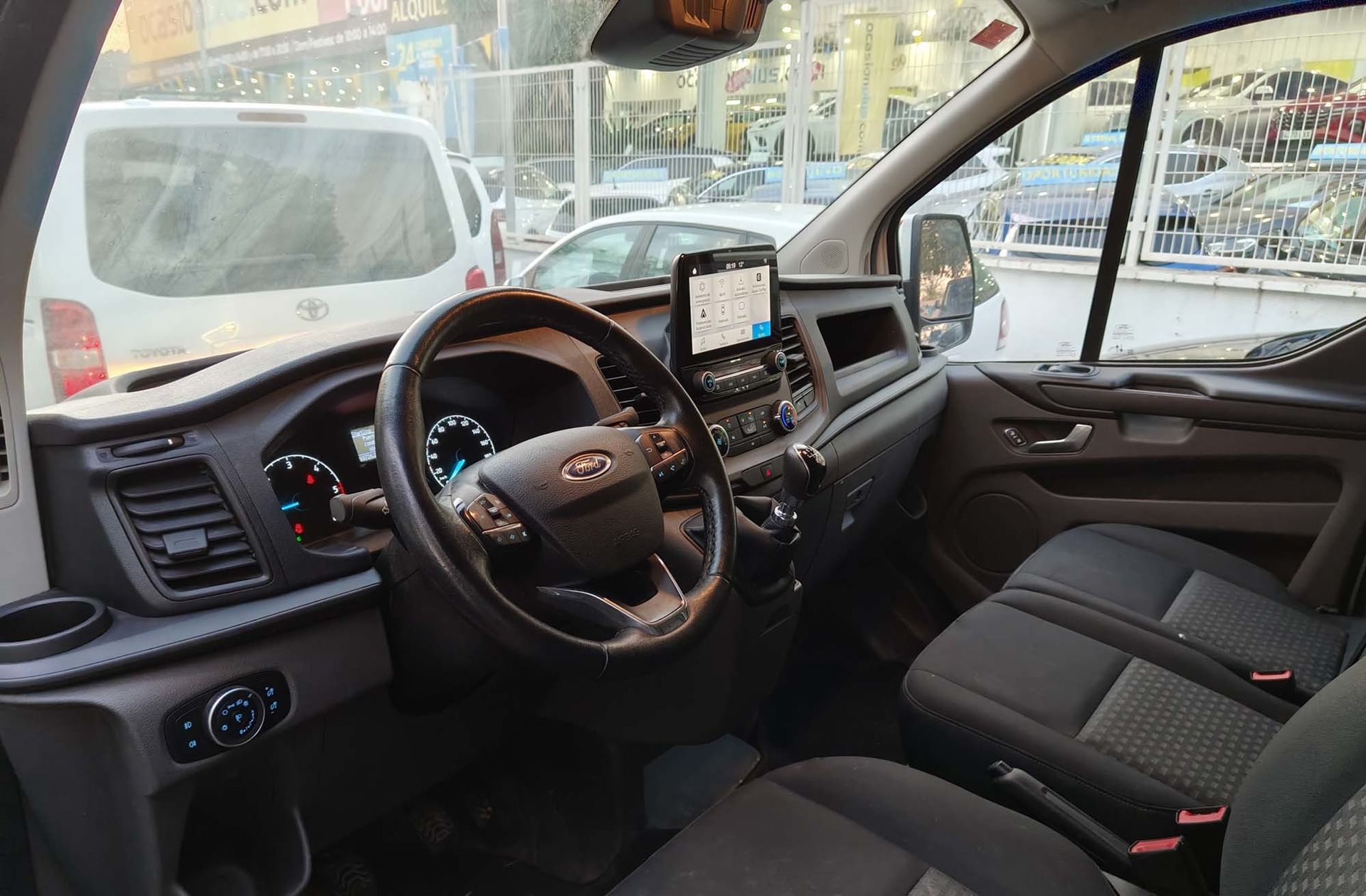 Ford Transit Custom Furgon 2.0 TDCi MHEV Limited 300 L2 - foto 6