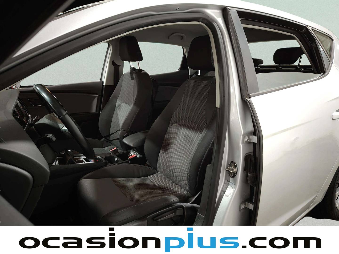 Foto asientos delanteros Seat León SEAT León 1.2 TSI S&S Style (110 CV)