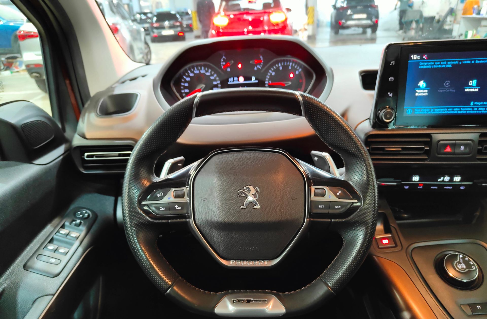 Peugeot Rifter PureTech 130 GT Line Standard EAT8 - foto 24