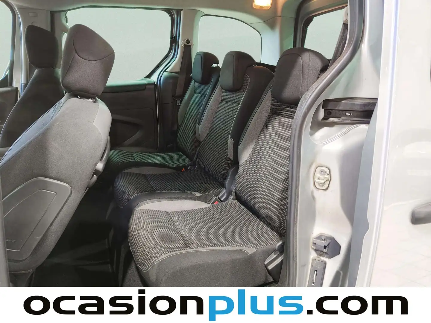 Foto Peugeot Partner Peugeot Partner Tepee Tepee BlueHDi 100 Outdoor (100 CV)