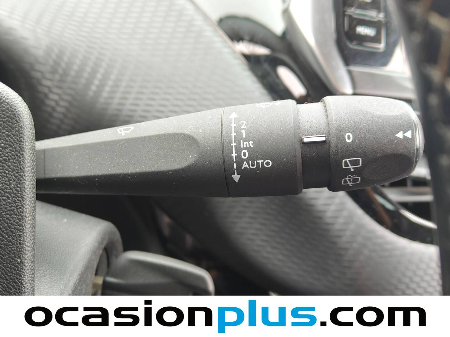 Accesorios del Peugeot 2008 Peugeot 2008 BlueHDi 100 Allure (100 CV)
