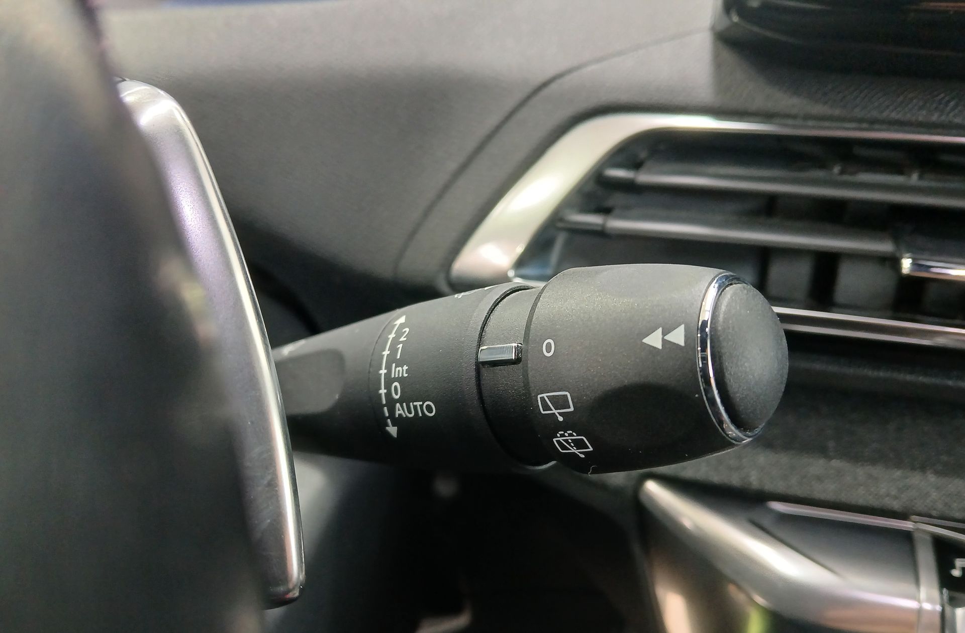 Peugeot 3008 PureTech 130 Allure Pack EAT8 - foto 30