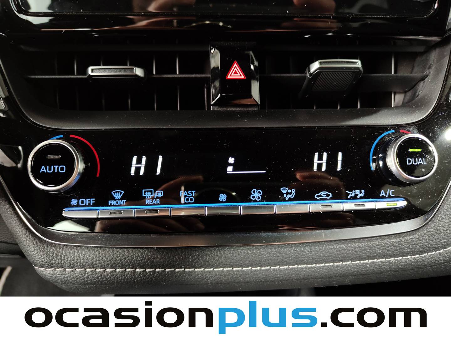 Foto Toyota Corolla Toyota Corolla 1.8 125 Híbrido Touring Business Plus E-CVT (122 CV)