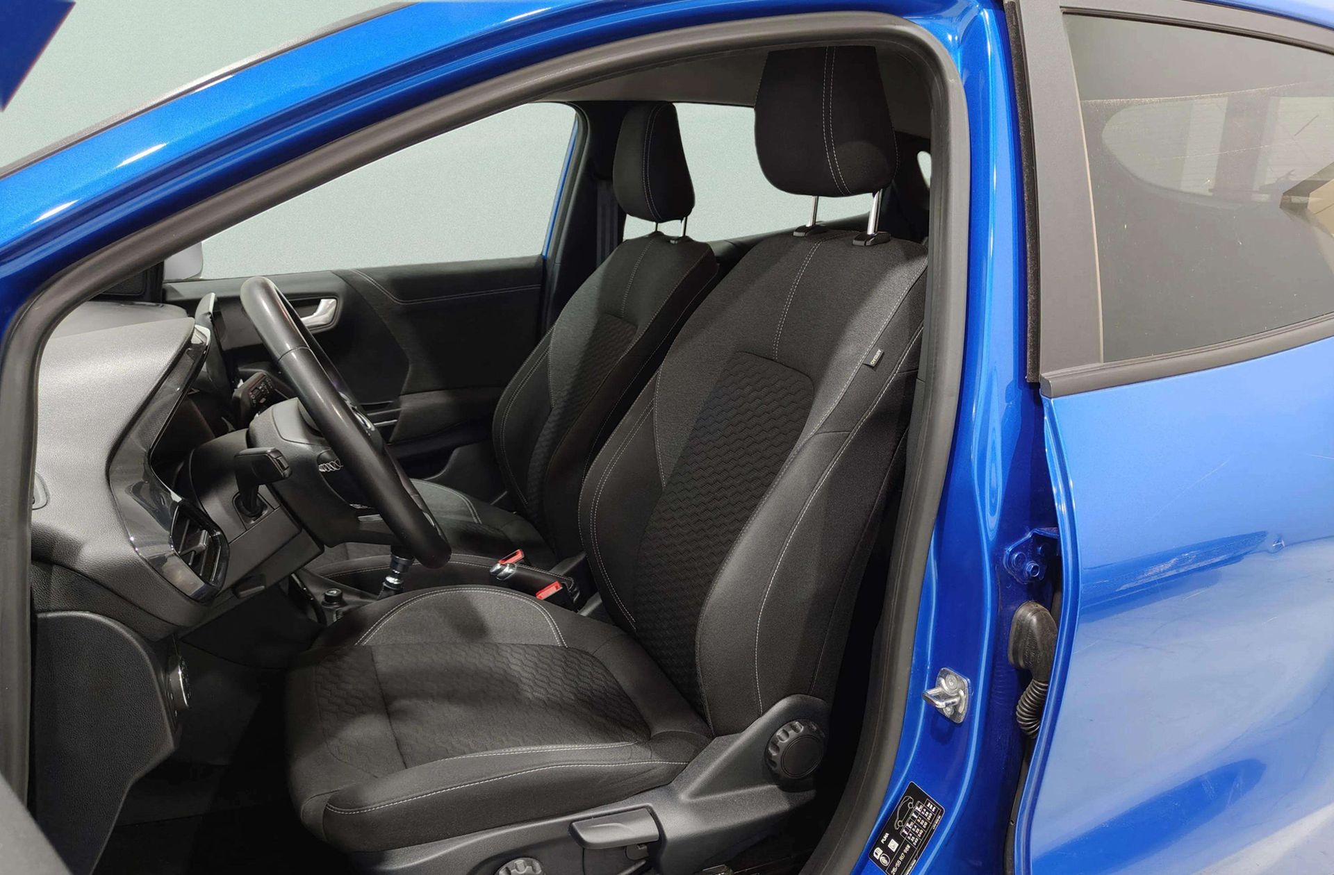 Ford Puma 1.0 EcoBoost MHEV Titanium - foto 12
