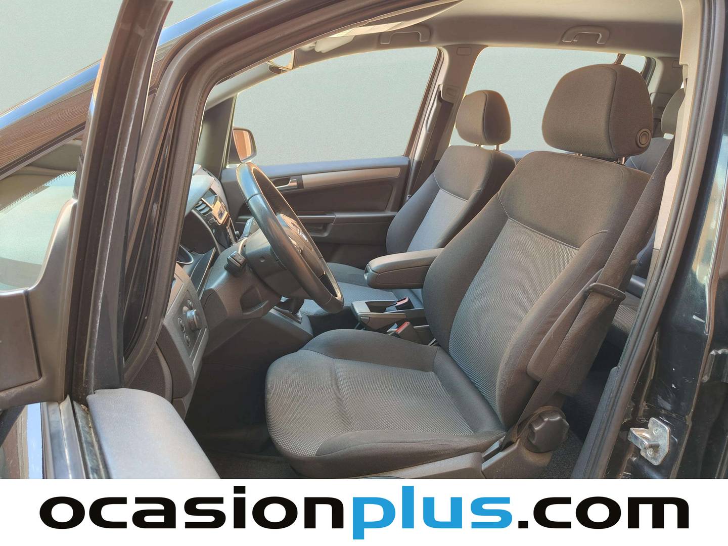 Foto asientos delanteros Opel Zafira Opel Zafira 1.7 CDTI Family 7 Plazas (110 CV)