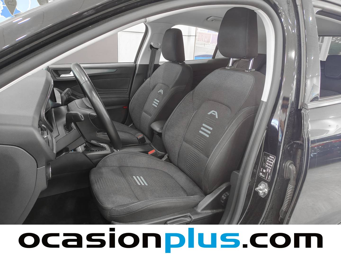 Foto asientos delanteros Ford Focus Ford Focus 1.0 Ecoboost MHEV Active Auto (155 CV)