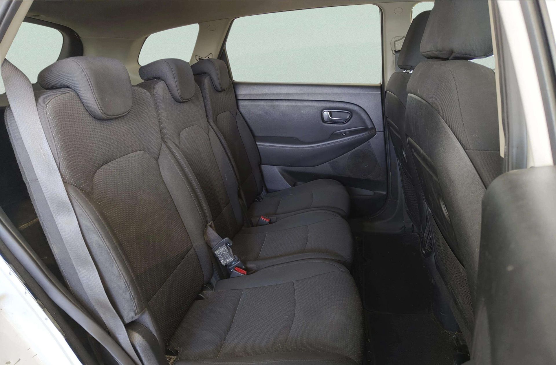 Kia Carens 1.7 CRDi VGT Uefa Euro2016 Eco-Dynamics - foto 14