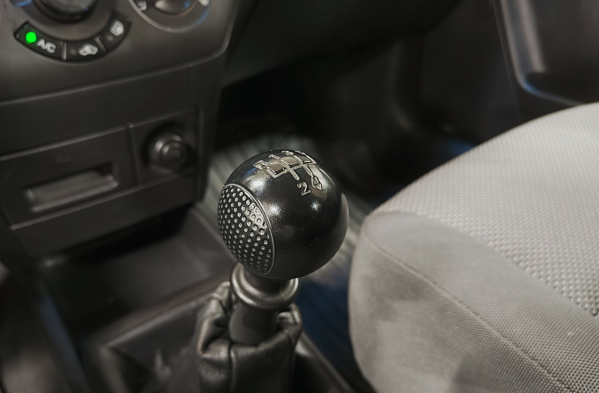 Chevrolet Aveo 1.4 16v LS - foto 5