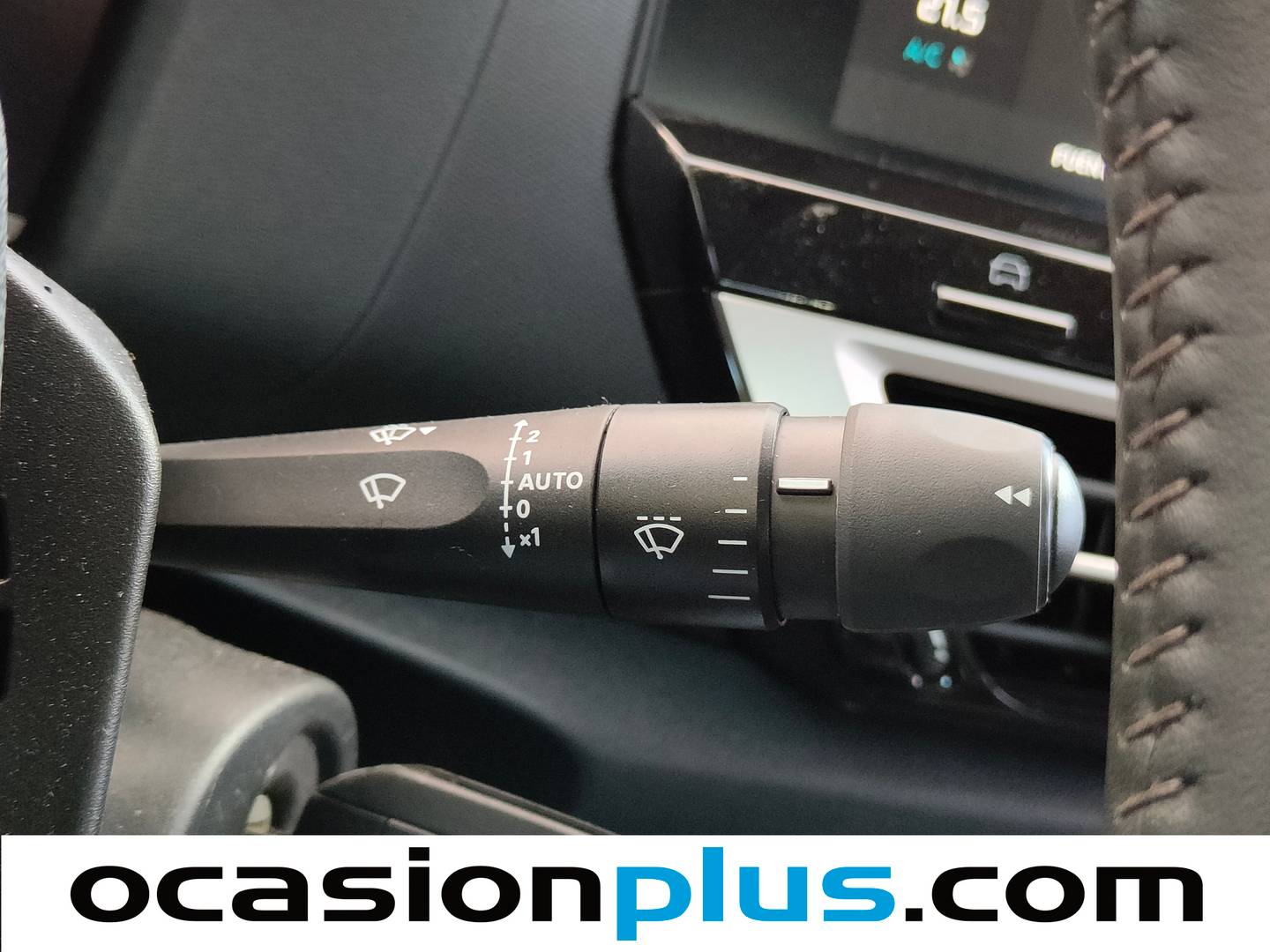 Foto Citroën C4 X Citroen C4 X PureTech 100 S&S 6v You (102 CV)