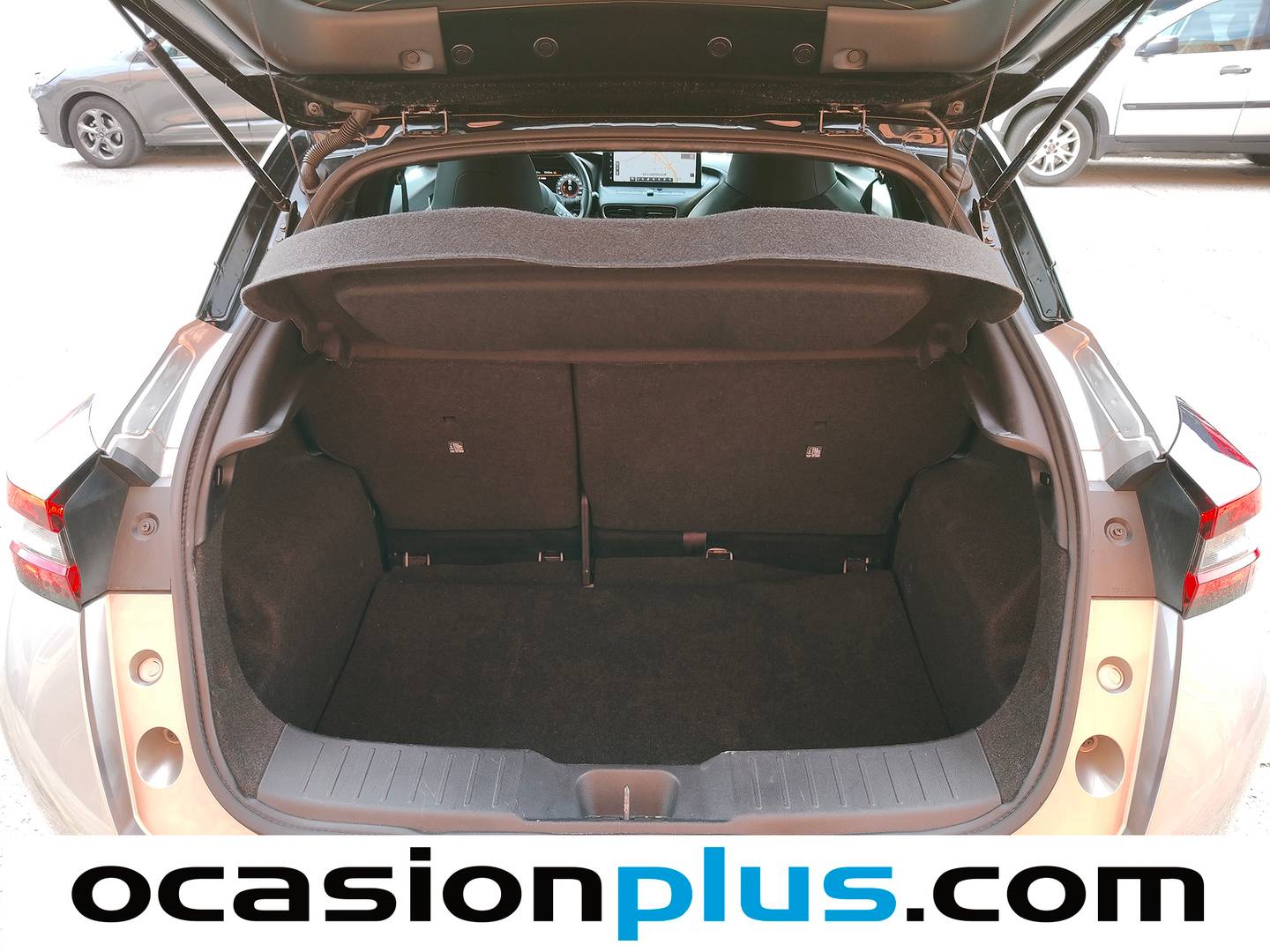 Foto Nissan JUKE Nissan Juke DIG-T N-Connecta 4x2 DCT  (114 CV)