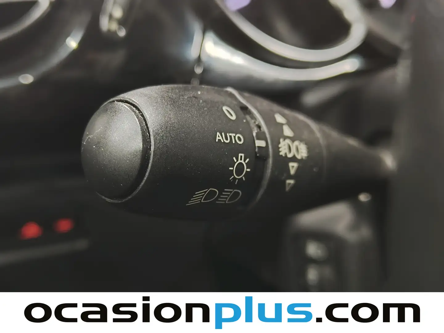 Foto Citroën DS3 Citroen DS3 E-HDI 90 Style CMP (92 CV)