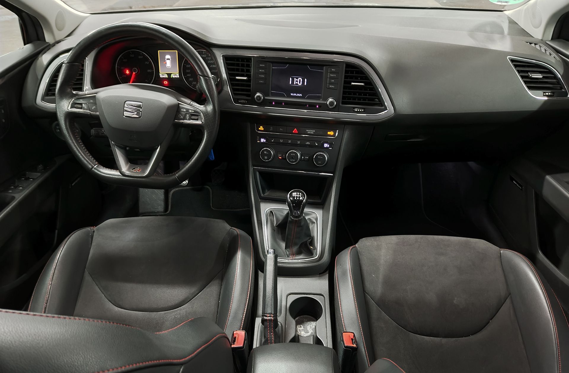 SEAT León ST 1.8 TSI FR - foto 6