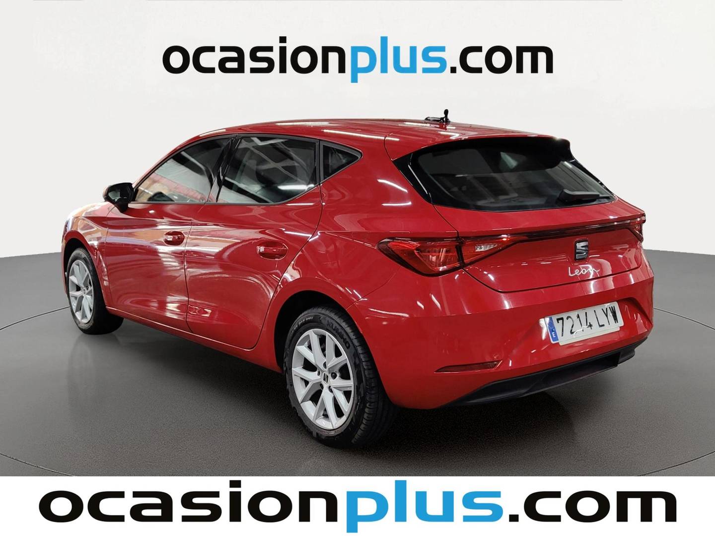 Foto trasera Seat León Seat León 1.0 TSI S&S Reference Go (110 CV) izquierda