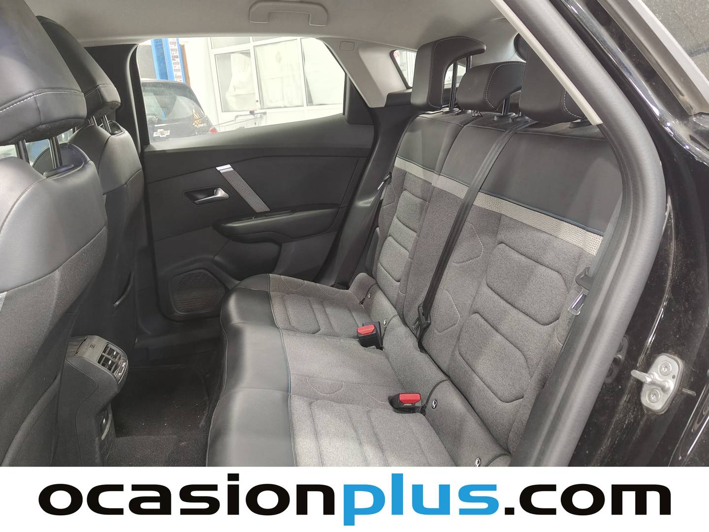 Foto asientos traseros Citroën C4 Citroën C4 PureTech 130 S&S 6v Feel Pack EAT8 (130 CV)