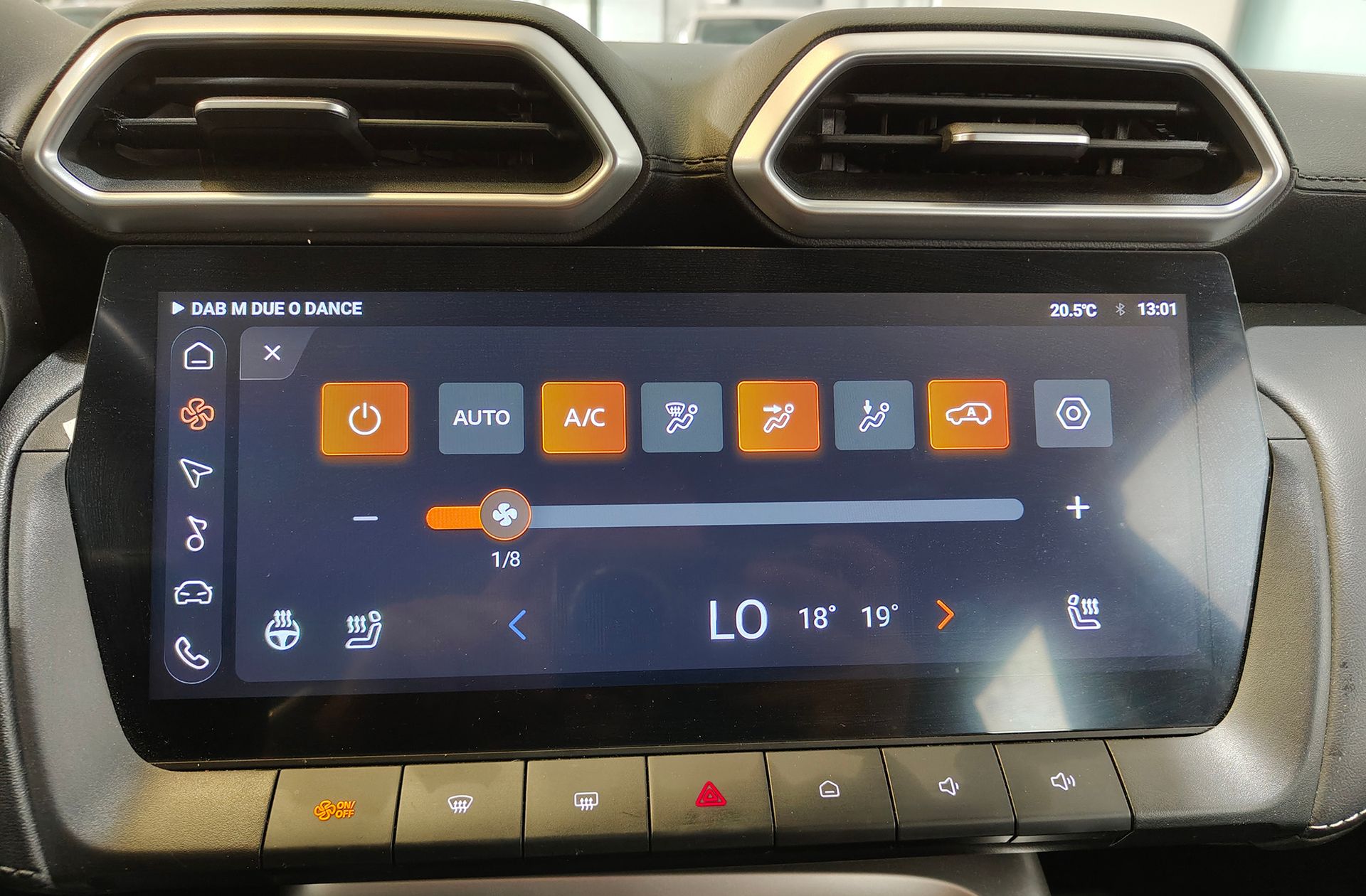 MG ZS 1.5 Hybrid+ Luxury - foto 32