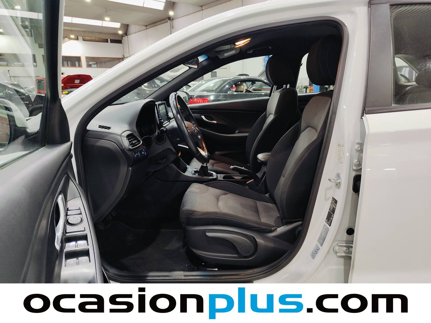 Foto asientos delanteros Hyundai i30 Hyundai i30 1.6 CRDI Klass (116 CV)