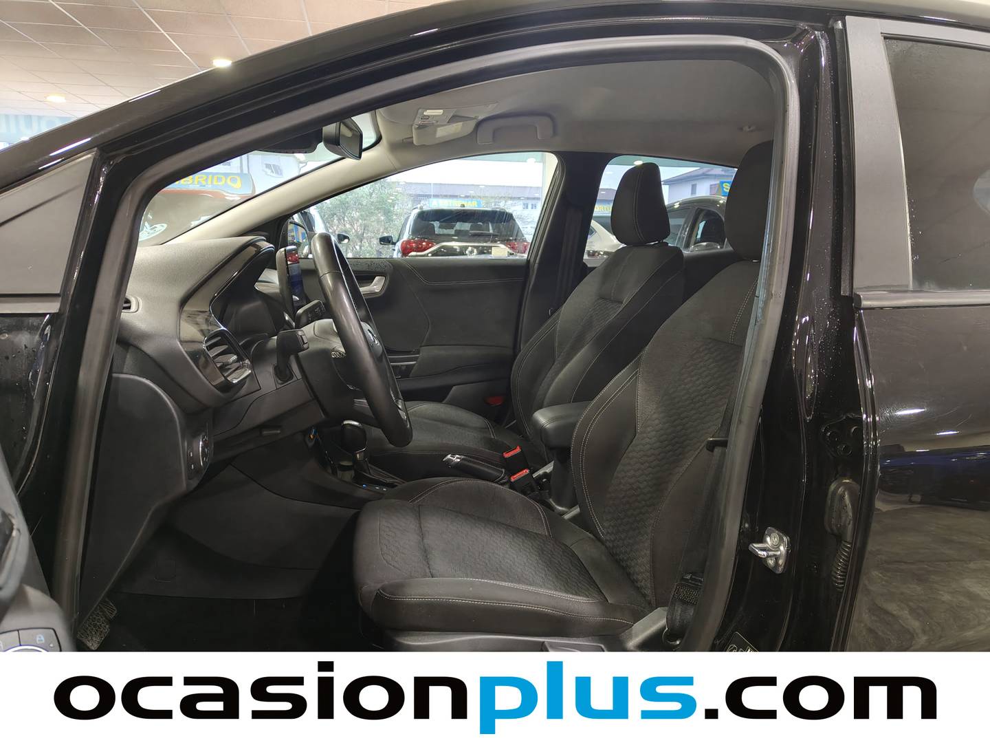 Foto asientos delanteros Ford Puma Ford Puma 1.0 EcoBoost MHEV Titanium Auto (125 CV)