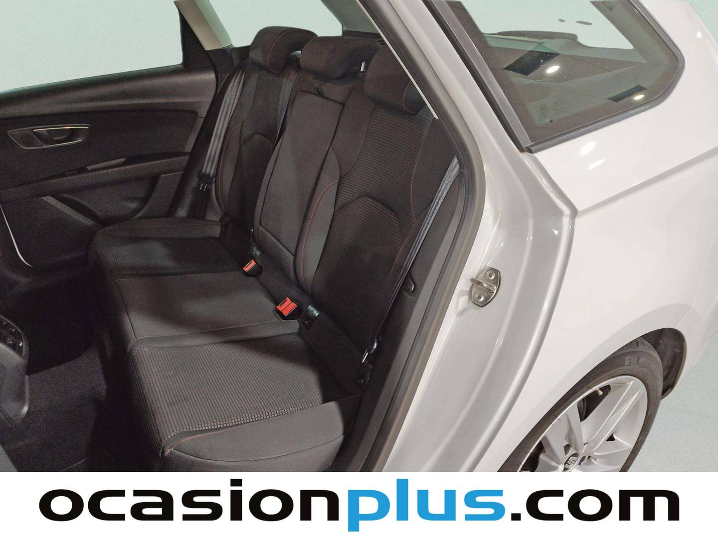 Foto asientos traseros Seat León Seat León ST 1.8 TSI S&S FR Advance (180 CV)