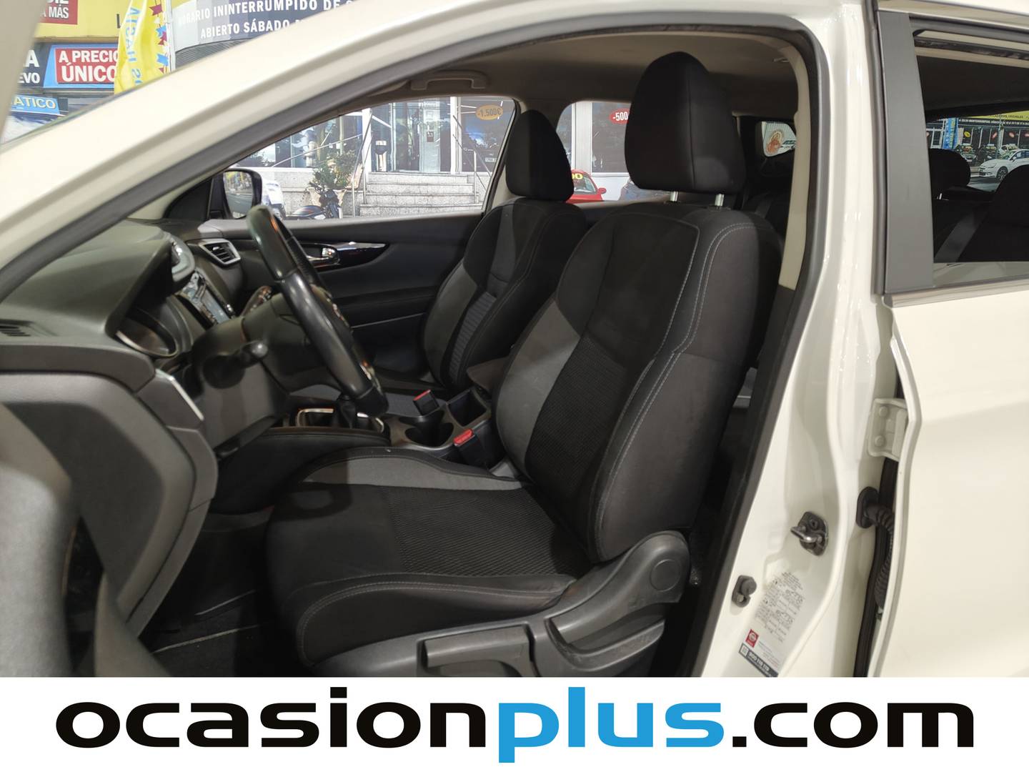 Foto asientos delanteros Nissan QASHQAI Nissan Qashqai DIG-T 115 S&S Acenta 4x2 (115 CV)