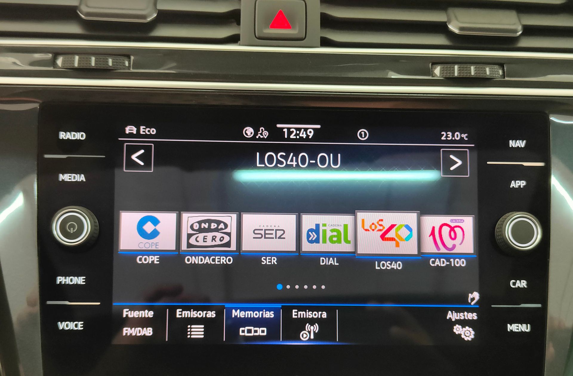 Volkswagen Tiguan R-Line 2.0 TDI 4Motion DSG - foto 39