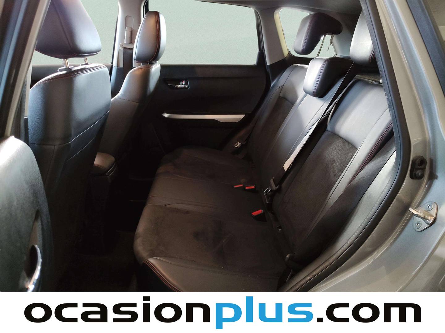 Foto asientos traseros Suzuki Vitara Suzuki Vitara 1.4 Turbo S 4WD (140 CV)