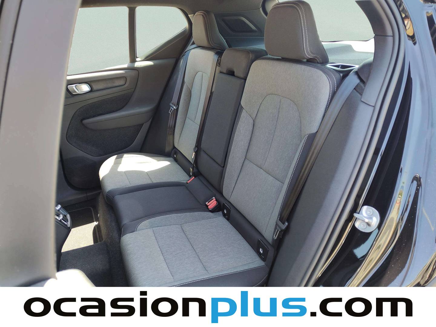 Foto asientos traseros Volvo XC40 Volvo XC40 B3 Gasolina Mild hybrid Black Edition Ultra Auto (163 CV)