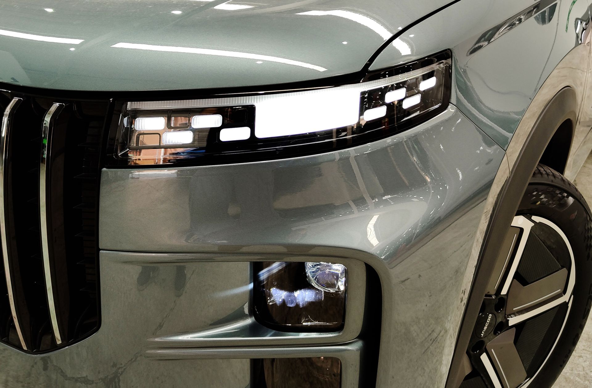 Jaecoo 7 1.5 T-GDi PHEV +1DHT Select FWD - foto 16