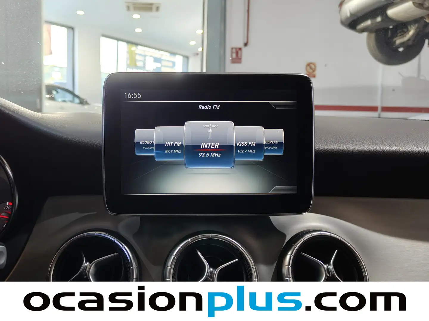 Foto Mercedes CLA Mercedes-Benz CLA Shooting Brake CLA 200 d  (136 CV) Pack AMG