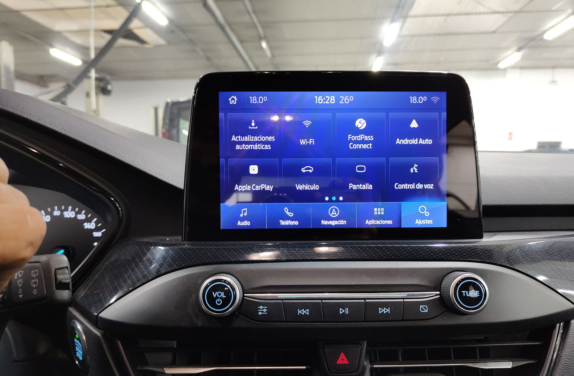 Ford Focus 1.0 EcoBoost MHEV ST-Line - foto 35