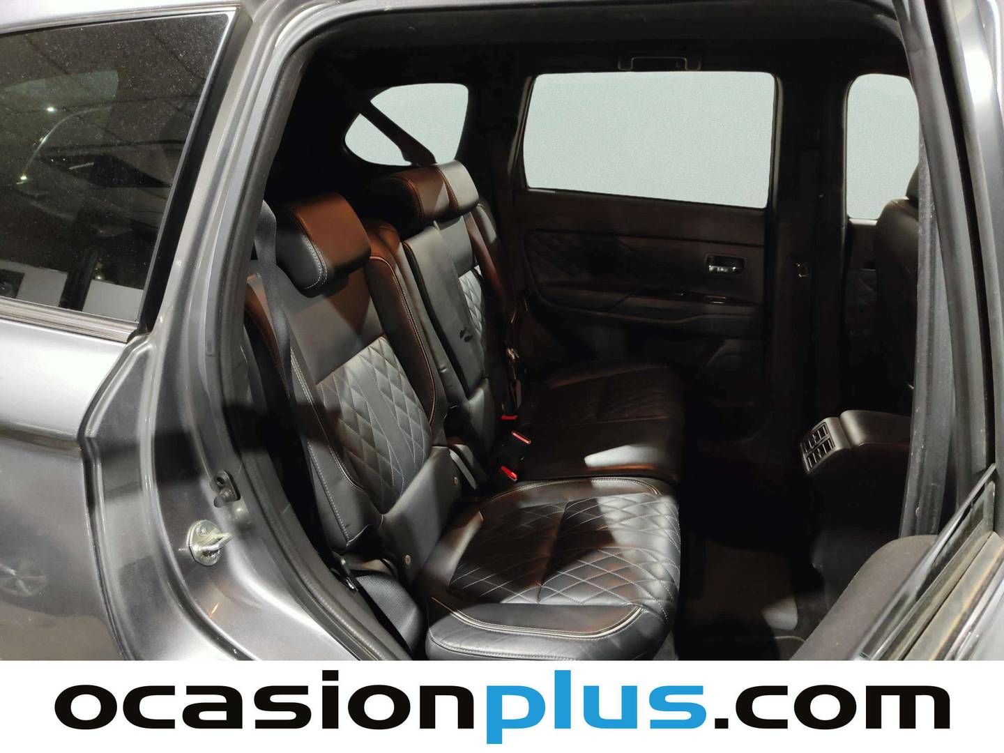 Foto Mitsubishi Outlander Mitsubishi Outlander 2.4 PHEV Kaiteki+ 4WD Auto (224 CV)