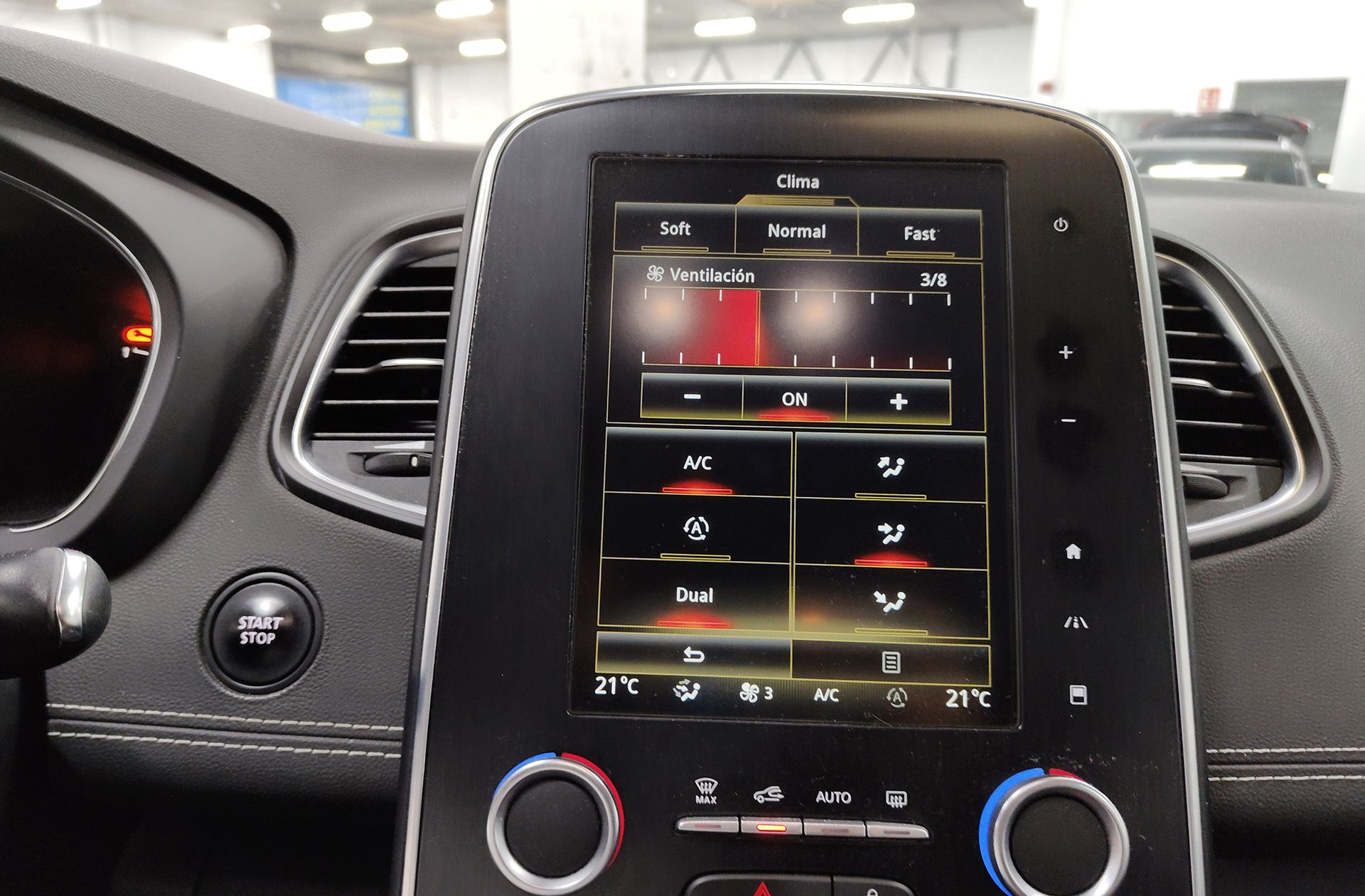 Renault Scénic Zen Energy dCi - foto 33