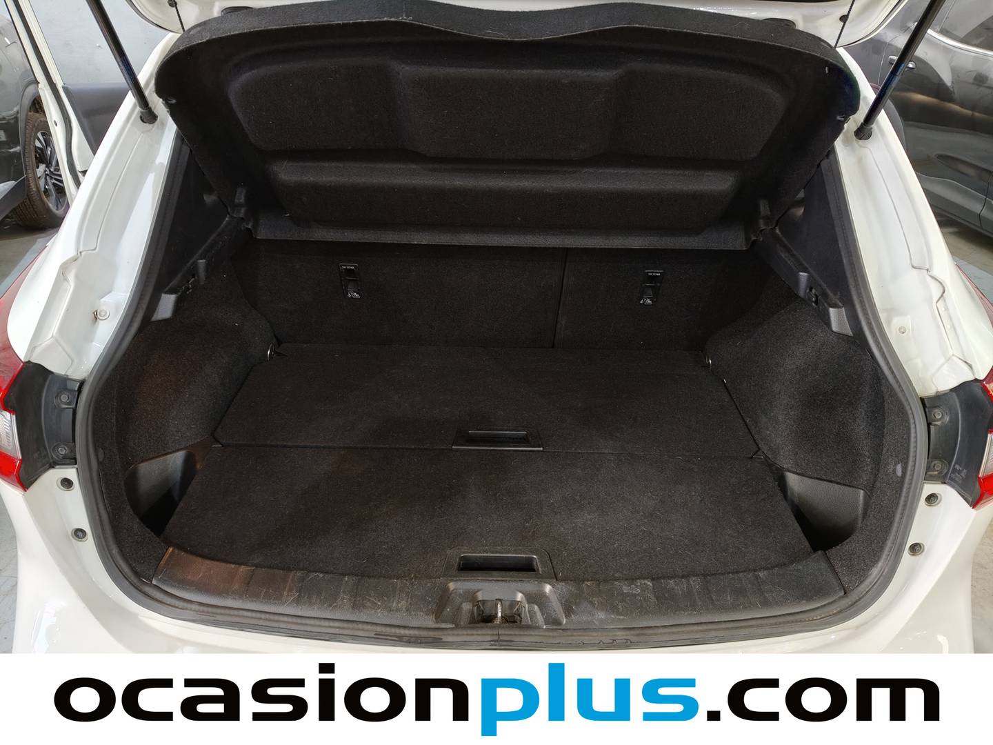 Foto asientos delanteros Nissan QASHQAI Nissan Qashqai DIG-T 115 N-Connecta 4x2 (115 CV)